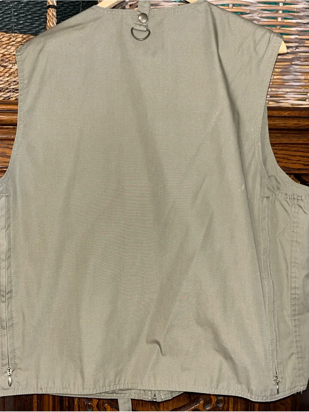 Garcia Men's khaki vintage fishing Utility Vest with Multiple Pockets